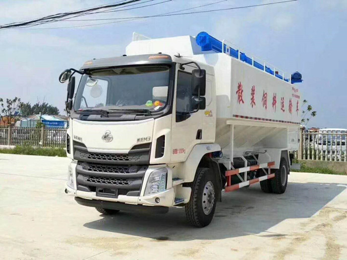 柳汽乘龍28方（14噸）電動飼料車